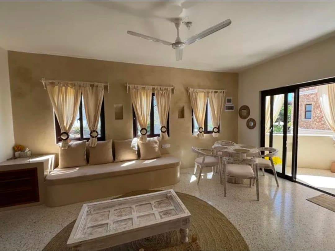 CASA BINTI - Ghepard Towers