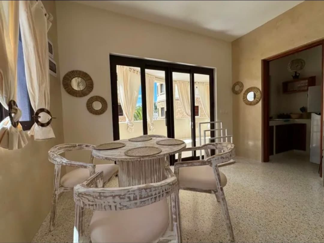 CASA BINTI - Ghepard Towers